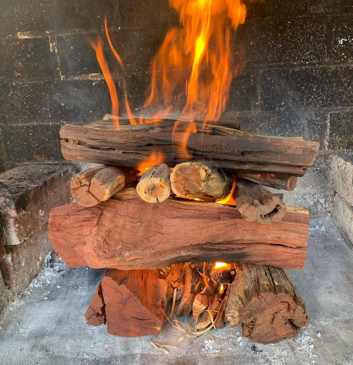 Premium Hardwood Logs (48 bags or more at £8.75 per bag)