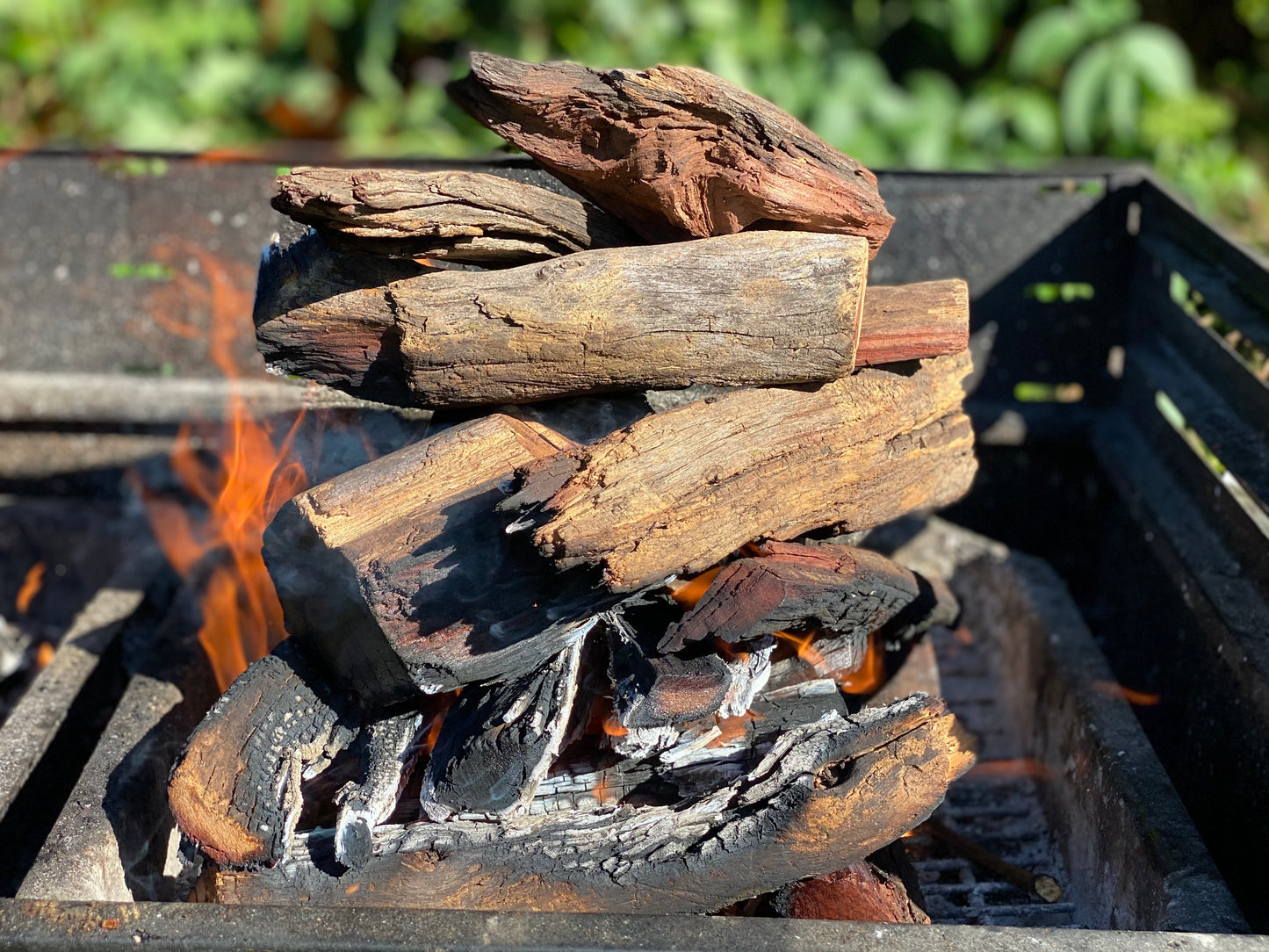 Premium Hardwood Logs (48 bags or more at £8.75 per bag)